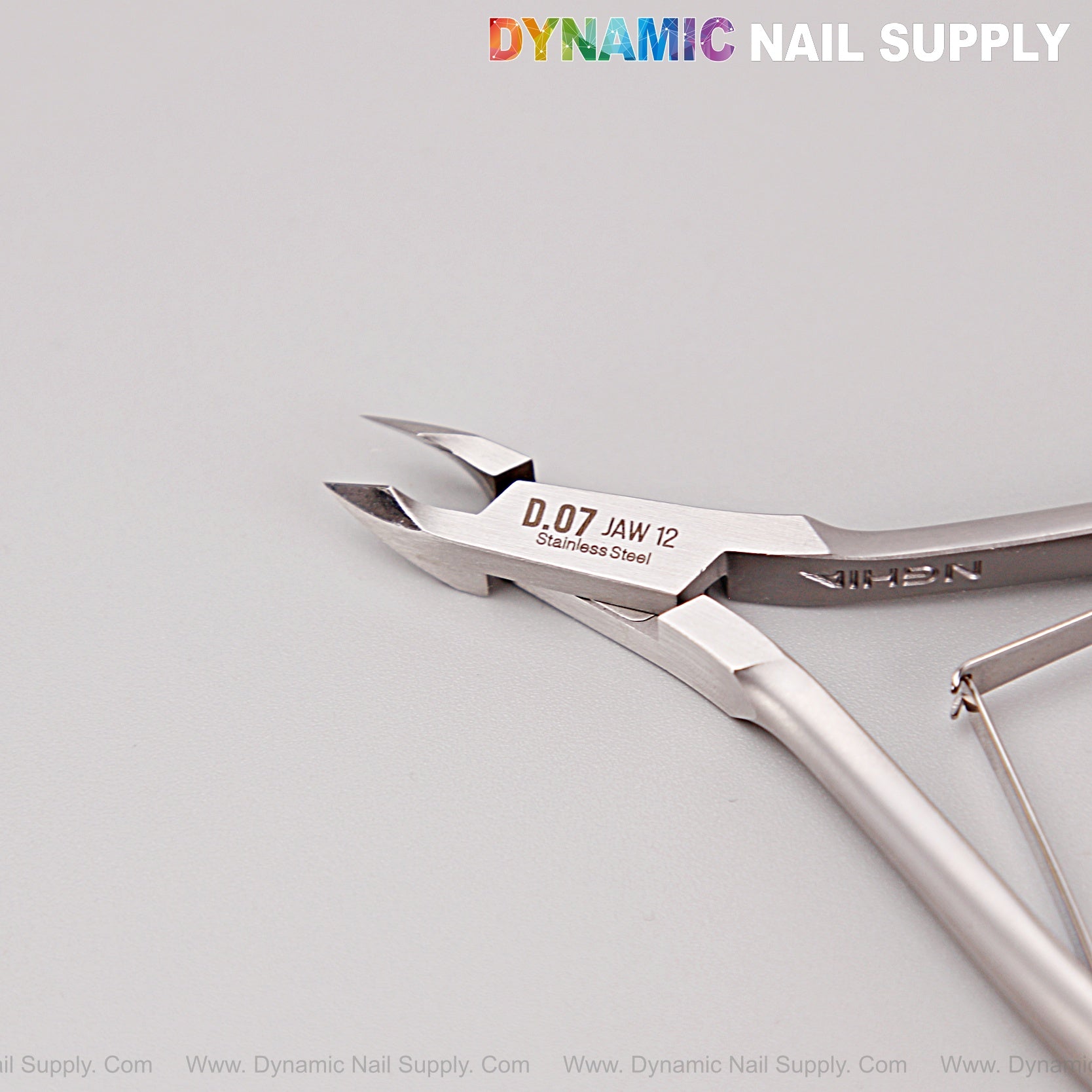 D07 - Jaw 12 - Cuticle Nippers for Nails 鈥?Super Fine Jaw Cuticle Clippers with Smooth Spring Action