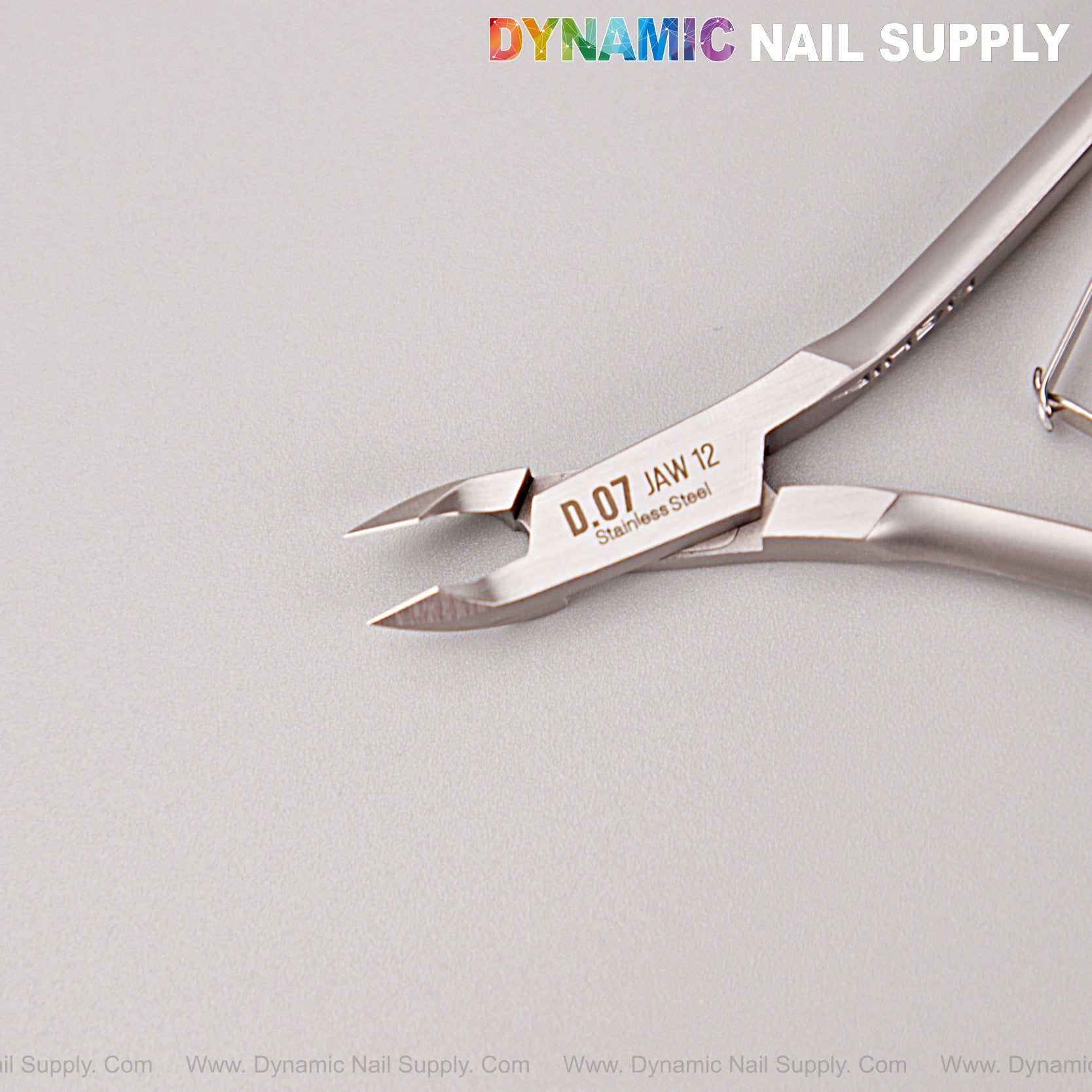 D07 - Jaw 12 - Cuticle Nippers for Nails 鈥?Super Fine Jaw Cuticle Clippers with Smooth Spring Action