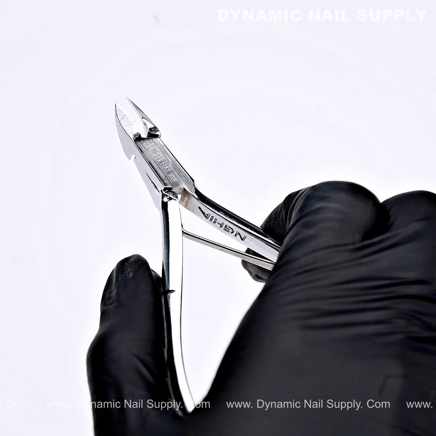 D18 - Sharp Cuticle Cutter 鈥?Professional Full Jaw Design for Precise Dead Skin Trimming