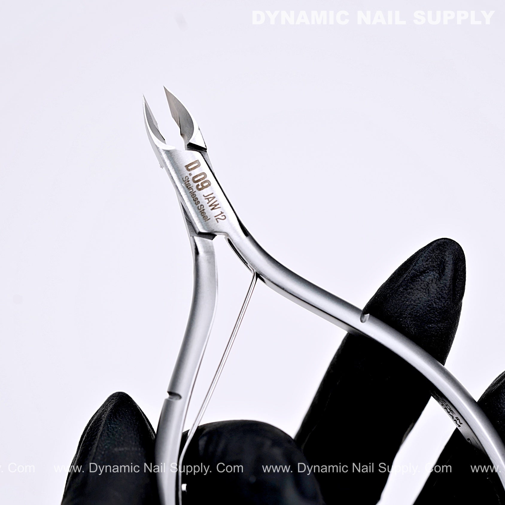 D09 - Jaw 12 - Cuticle Clippers with Grip Control 鈥?Sharp Jaw Design for Clean Cuticle Removal