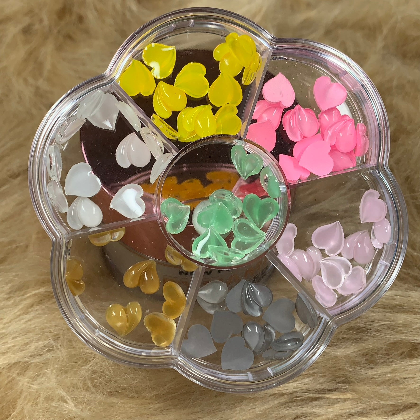 Colorful Resin Heart shaped charms for Valentines Nails art design