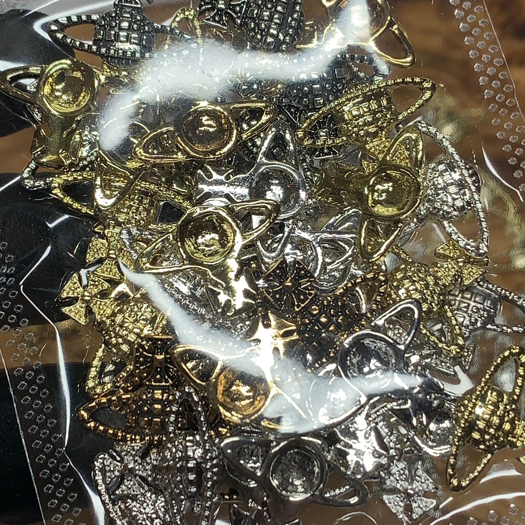 50 pcs Planet Charm for Nails art designer (Mixed Color)