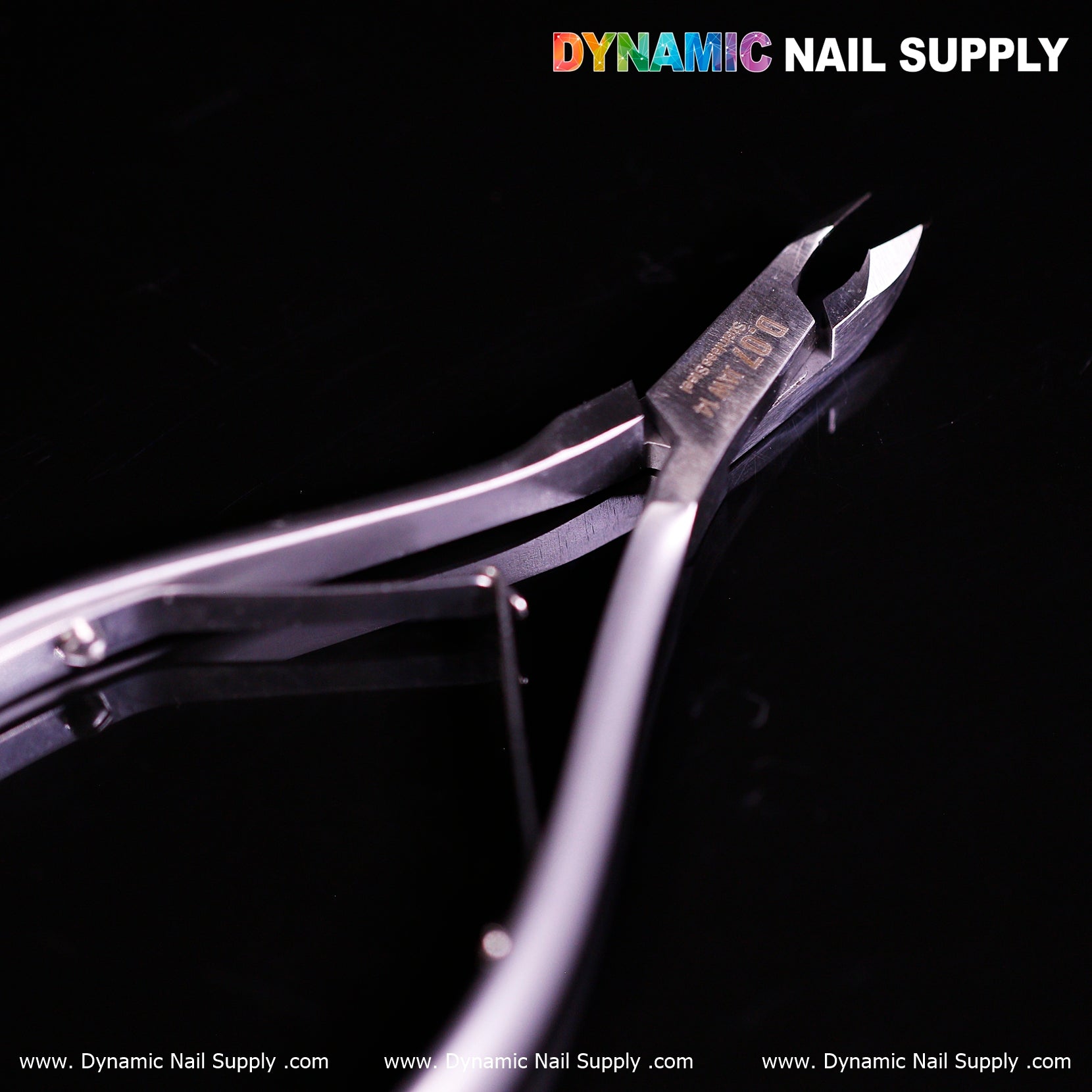 D07 - Jaw 14 - Cuticle Nippers for Nails 鈥?Super Fine Jaw Cuticle Clippers with Smooth Spring Action