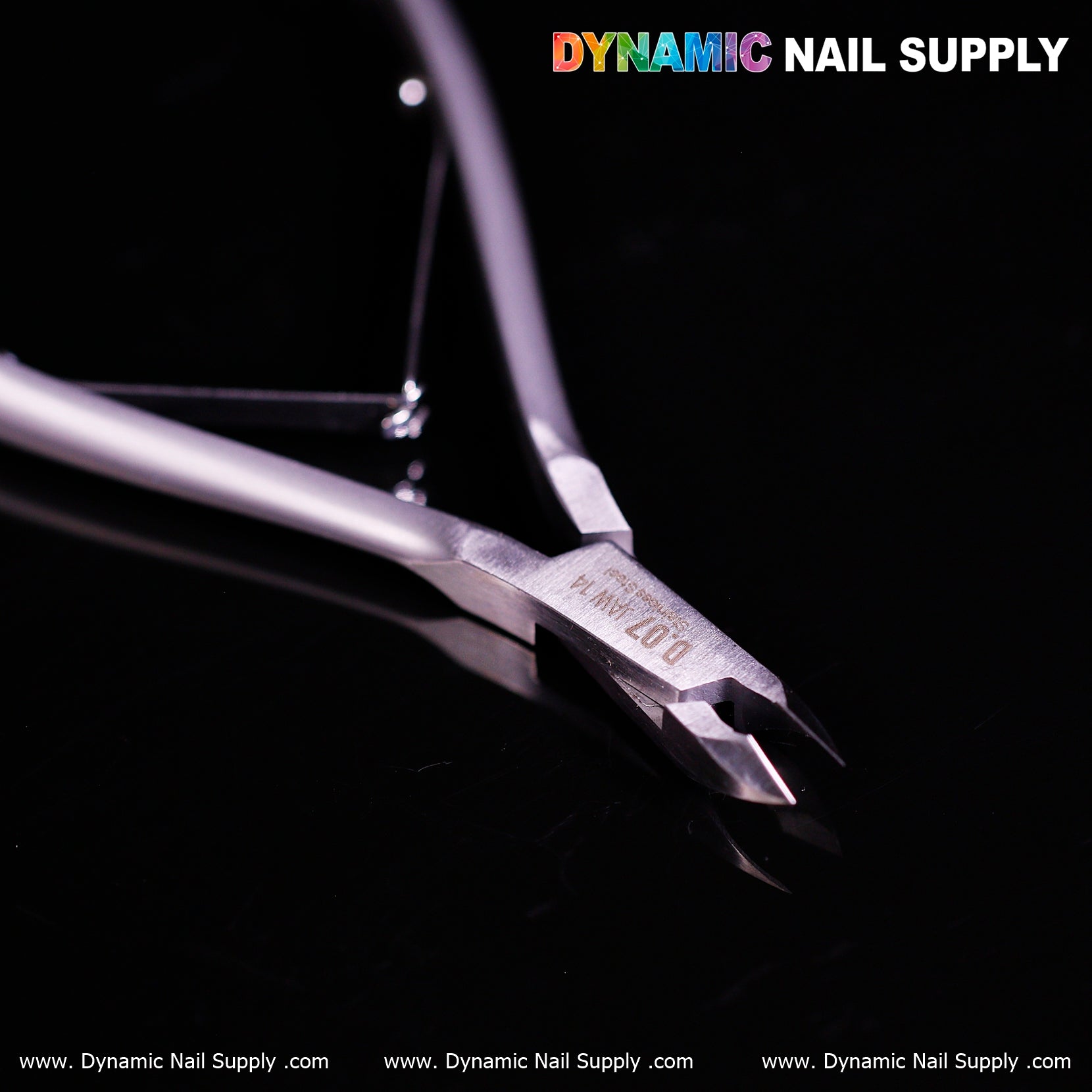 D07 - Jaw 14 - Cuticle Nippers for Nails 鈥?Super Fine Jaw Cuticle Clippers with Smooth Spring Action