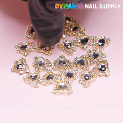 20 pcs Luxury Heart Charm for Valentine Nails Design (Rhinestones Border Edge, Gold)